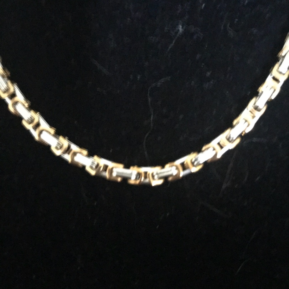💎👛 🆕 18KT GOLD & STAINLESS STEEL CHAIN - Picture 2 of 3